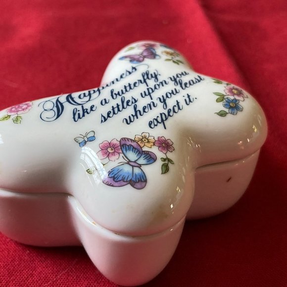 Butterfly trinket box - vintage Avon - Picture 6 of 6
